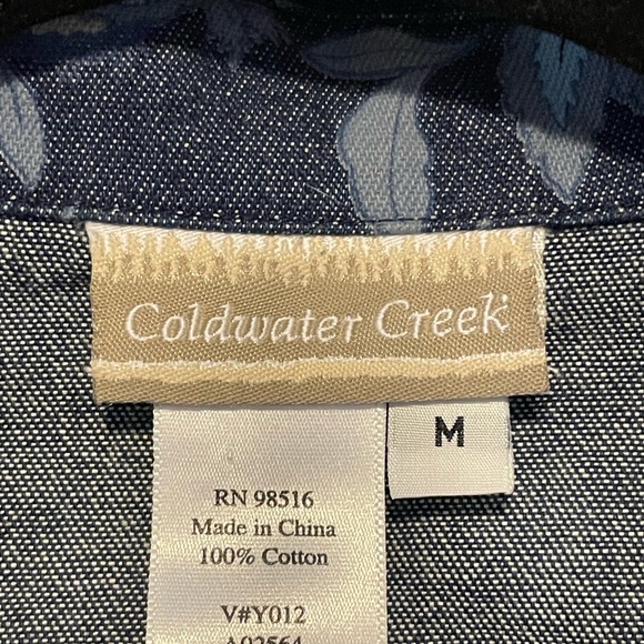 Coldwater Creek Jean Jacket, Medium, with blue flowers - Picture 3 of 3